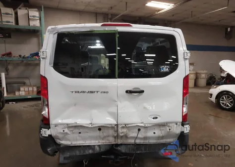 2018 Ford Transit-250 z USA, uszkodzony, nr VIN 1FTYR1YMXJKA99342